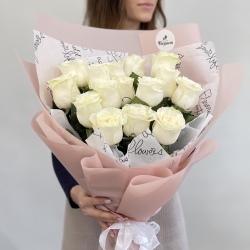 Белые розы 15